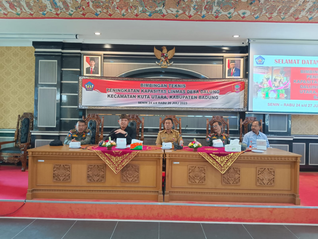 Kegiatan Bimbingan Teknis Peningkatan Kapasitas Linmas Desa Dalung